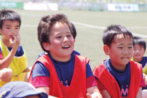 京都サンガF.C.育成・普及部 部長 池上正さんに聞いた「夏合宿が大切な理由」