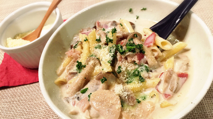 サカママレシピ ―きのことペンネの豆乳クリーム煮―