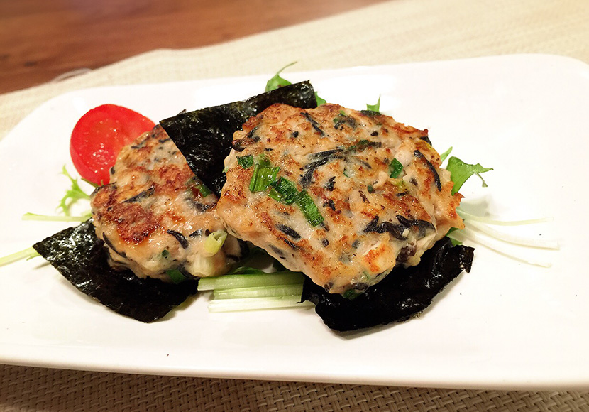 サカママレシピ ―海藻パワー！ひじきのフワフワハンバーグ―