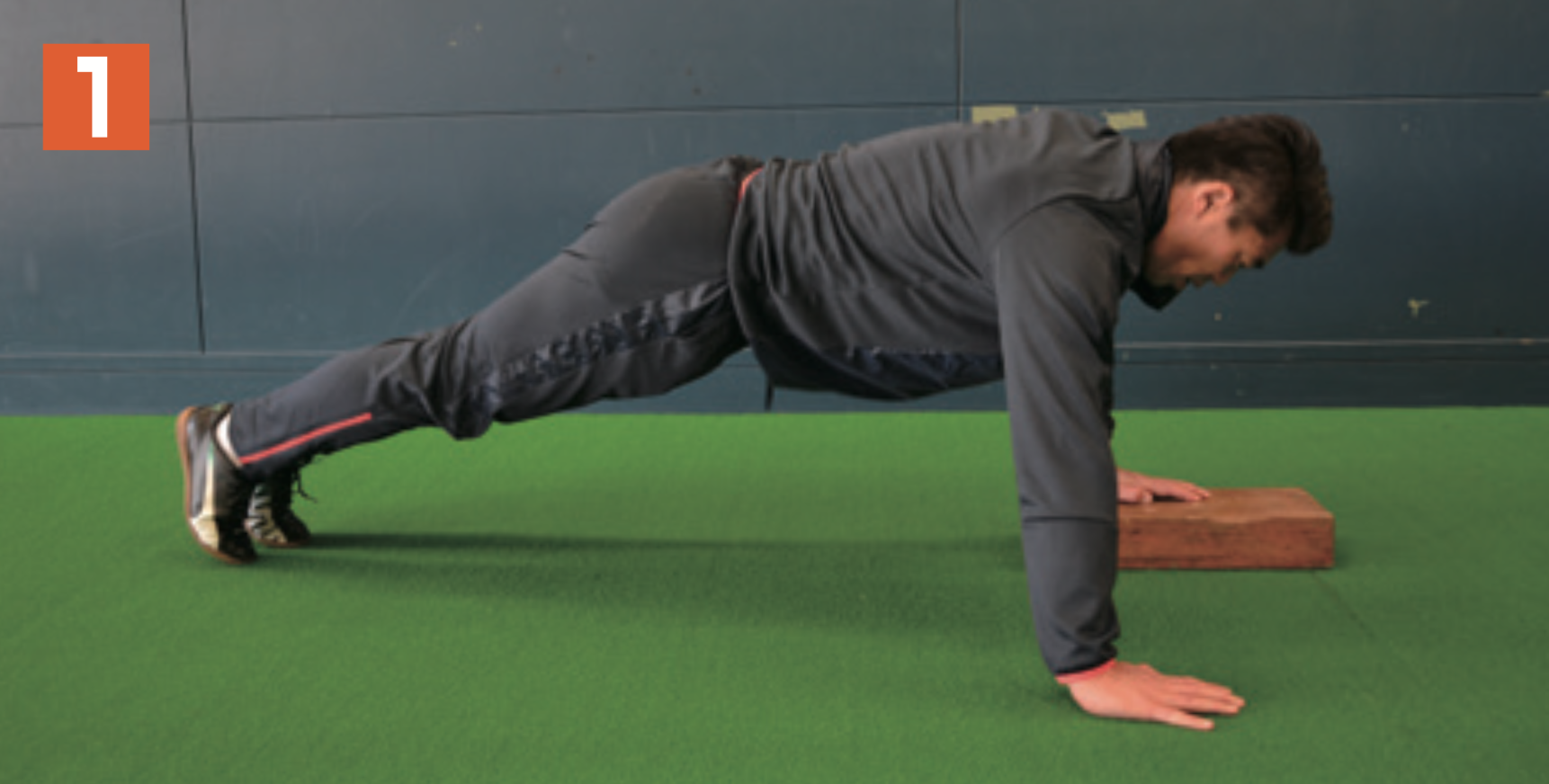 【フィジカルトレーニング ～vol.05～】正しい腕立てふせで効果倍増