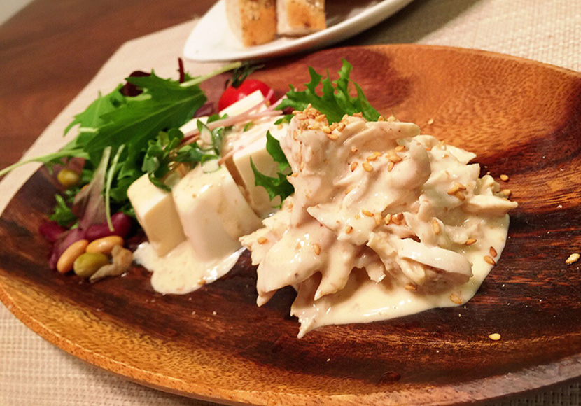 サカママレシピ ―ヨーグルトのゴマドレッシングサラダ―