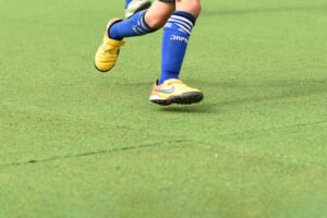 サッカージュニアのマストアイテムの選び方～トレーニングシューズ編～