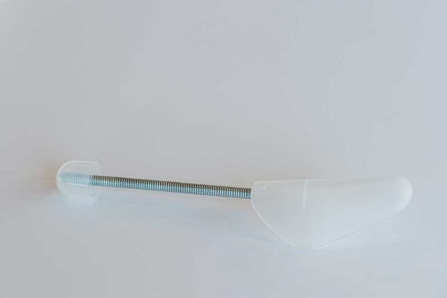 スパイクやトレシューを履くと「甲が痛い、小指が痛い!」ーその対処法は?