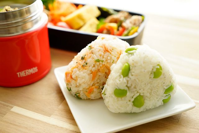 「じゃこ×枝豆」「鮭×青じそ」おにぎり