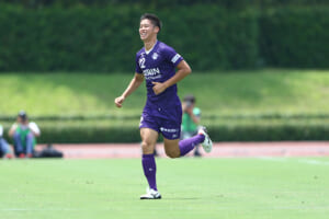 【大学サッカーのすゝめ 2019】vol.60　佐藤瑶大選手（明治大学）