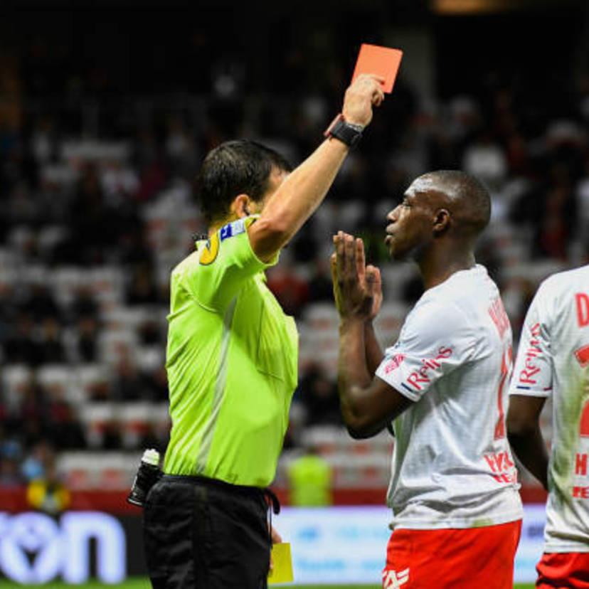 DOGSO （ドグソ）決定的な得点の機会の阻止