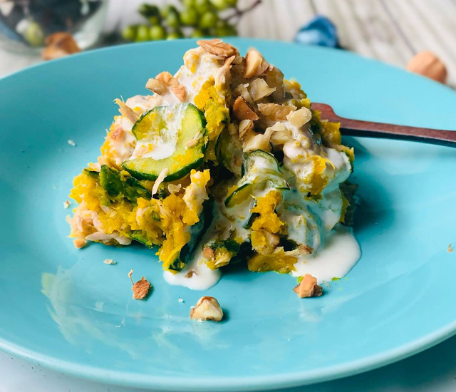 かぼちゃとナッツのヨーグルトサラダ