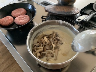 クリームソース