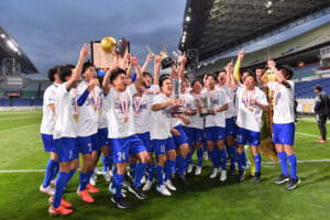 【第99回全国高校サッカー選手権】人の輪がつながって開催された歴史的大会を山梨学院が制す