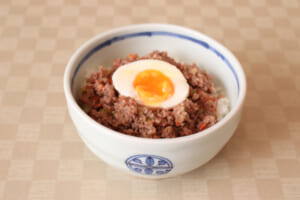 忙しくてもしっかり栄養が摂れる！タンパク質強化におすすめのそぼろ丼
