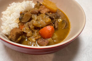 脂質オフでアスリートに嬉しい「軽やかな刺激☆時短カレー」