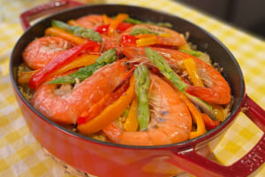 パーティーシーンにもおすすめ！抗酸化食材たっぷりのお手軽パエリア