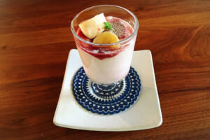 【サカママレシピ】腸元気！バナナとブルーベリー黒酢のヨーグルト