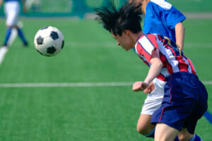 サッカーでは珍しくない！脳振盪に注意しよう