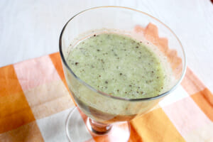 【サカママレシピ】飲む点滴☆キウイのソルティスムージー