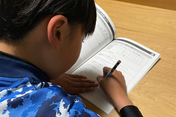 サッカーノートを書き始めて1年、息子に現れた嬉しい変化とは？