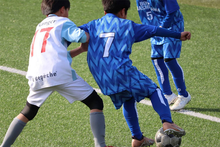 スポーツで頭を強く打った時に注意したい脳振とうについて