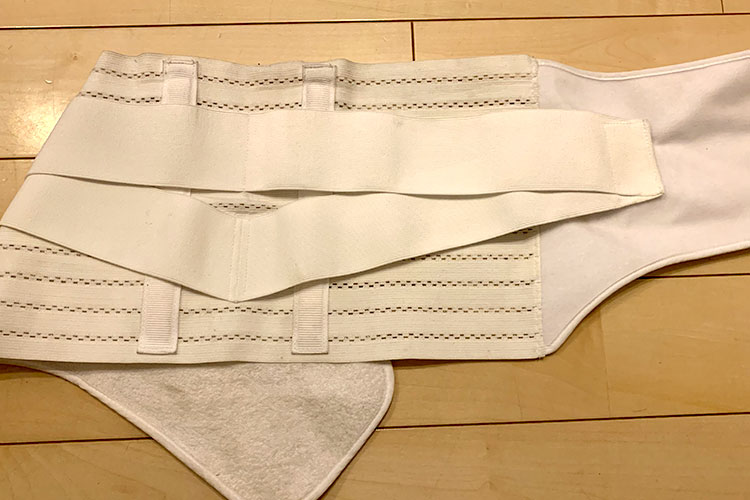 試合後は歩けないほどの痛みに