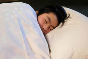 睡眠足りていますか？ ― 大切なのは入眠からの逆算！―【Monocular #18】