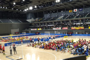 瞬時で試合展開が変わるフットサルの魅力と少年サッカーの違いとは？