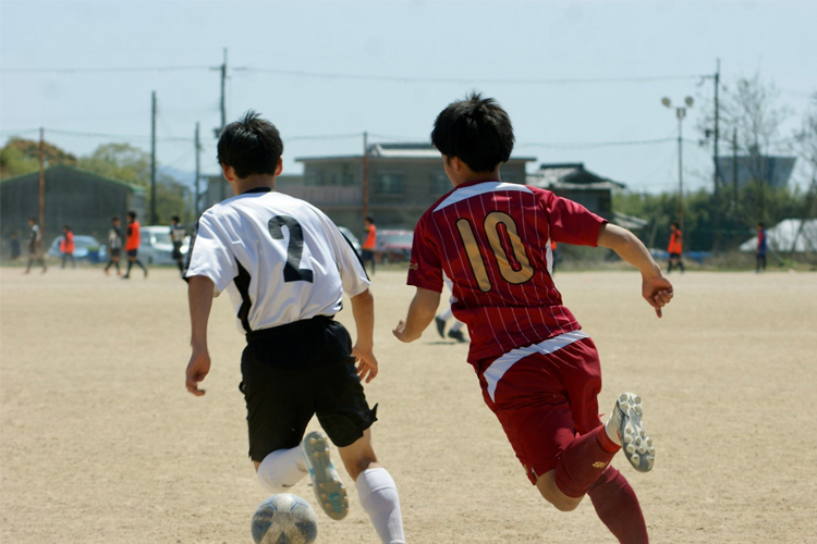 アスリートフードマイスターが伝える！厳しい暑さを乗り越える水分補給の重要性や注意点