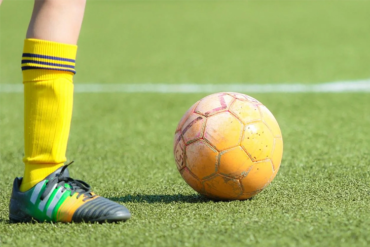 我が家のサッカースパイクの基準と選び方