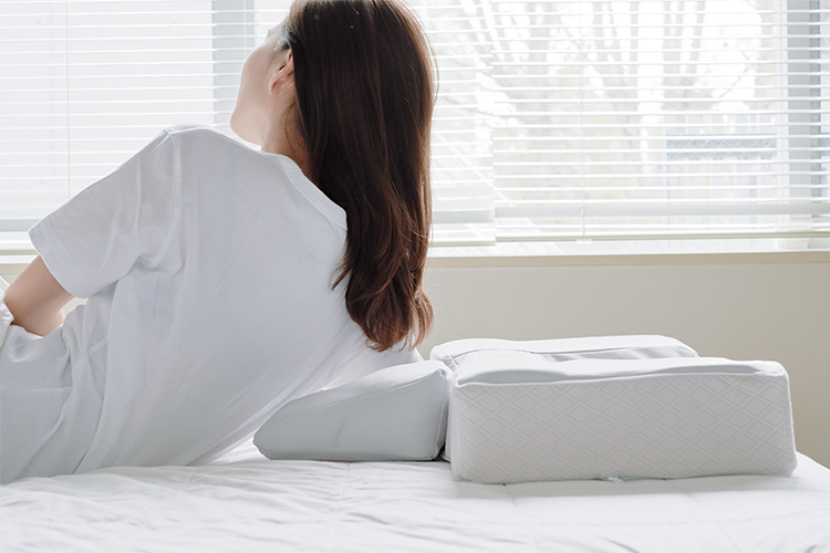 整形外科医が開発!正しい姿勢に導く枕「GSP(グスピー)」