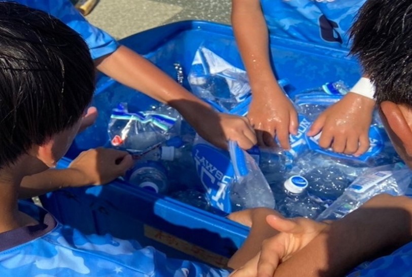 外で熱中症になってしまったら？ 応急処置のポイントを知っておこう！