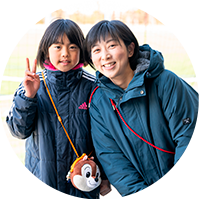 岩田奈穂子さん・千穂さん(小3)