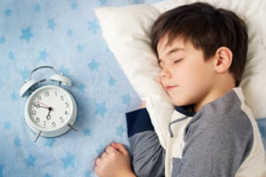 「寝る子は育つ」！？ 睡眠の重要性と我が家の工夫