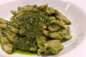 ジュニアアスリートの好き嫌い克服のためにできることは…大好物「ジェノヴェーゼ」で食事タイムを存分に楽しむ