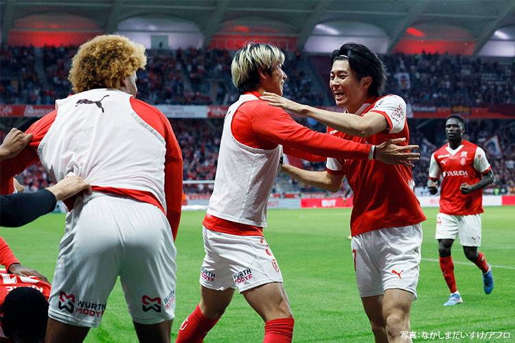 中村敬斗選手の試合出場の風景