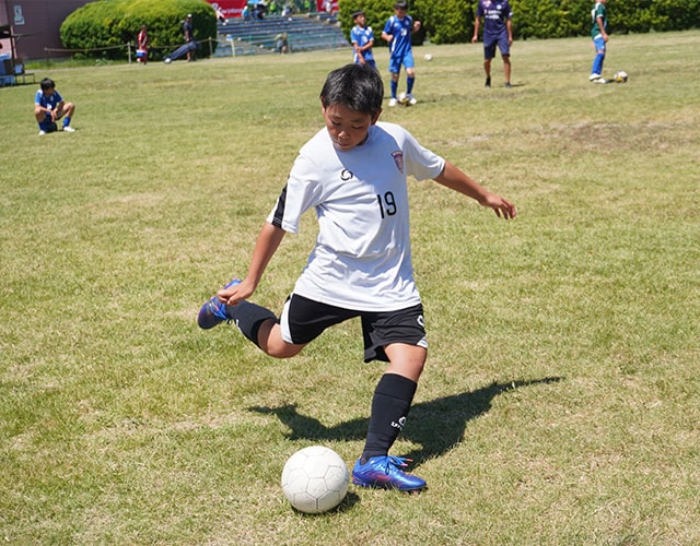 最新シューズ『TEKELA ELITE HG V5』使用画像