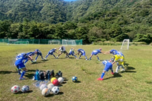 目指せ！ 未来のなでしこ！ 小さな女の子の《初めてBチームを経験》