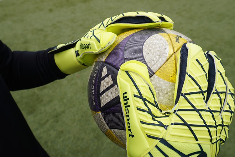 GKグラブ プレディクション エナジーアブソルートグリップ RCの画像