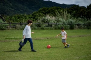 サッカー経験者パパのアドバイスが、子どもを苦しくさせる！？ そんなとき、ママにできること